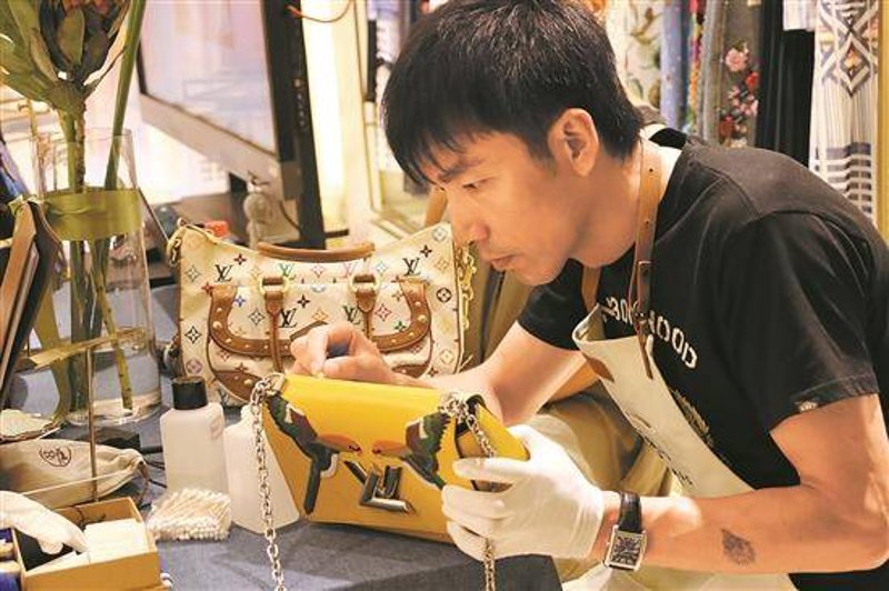 皮衣保养大揭秘：让你的皮衣历久弥新